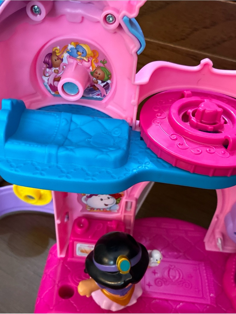 Little People Disney Princess Castle Ariel Cinderella Jasmine Play & Go Set - Picture 10 of 12